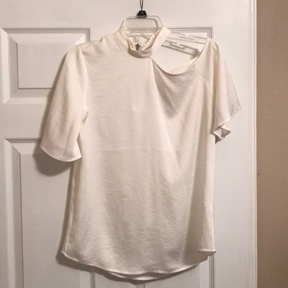 Asymmetric Express blouse